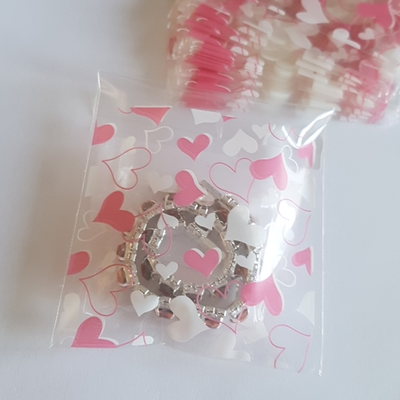 25 pcs Heart Clear Bags Treat Bags 2.76" inches - Picture 4 of 5